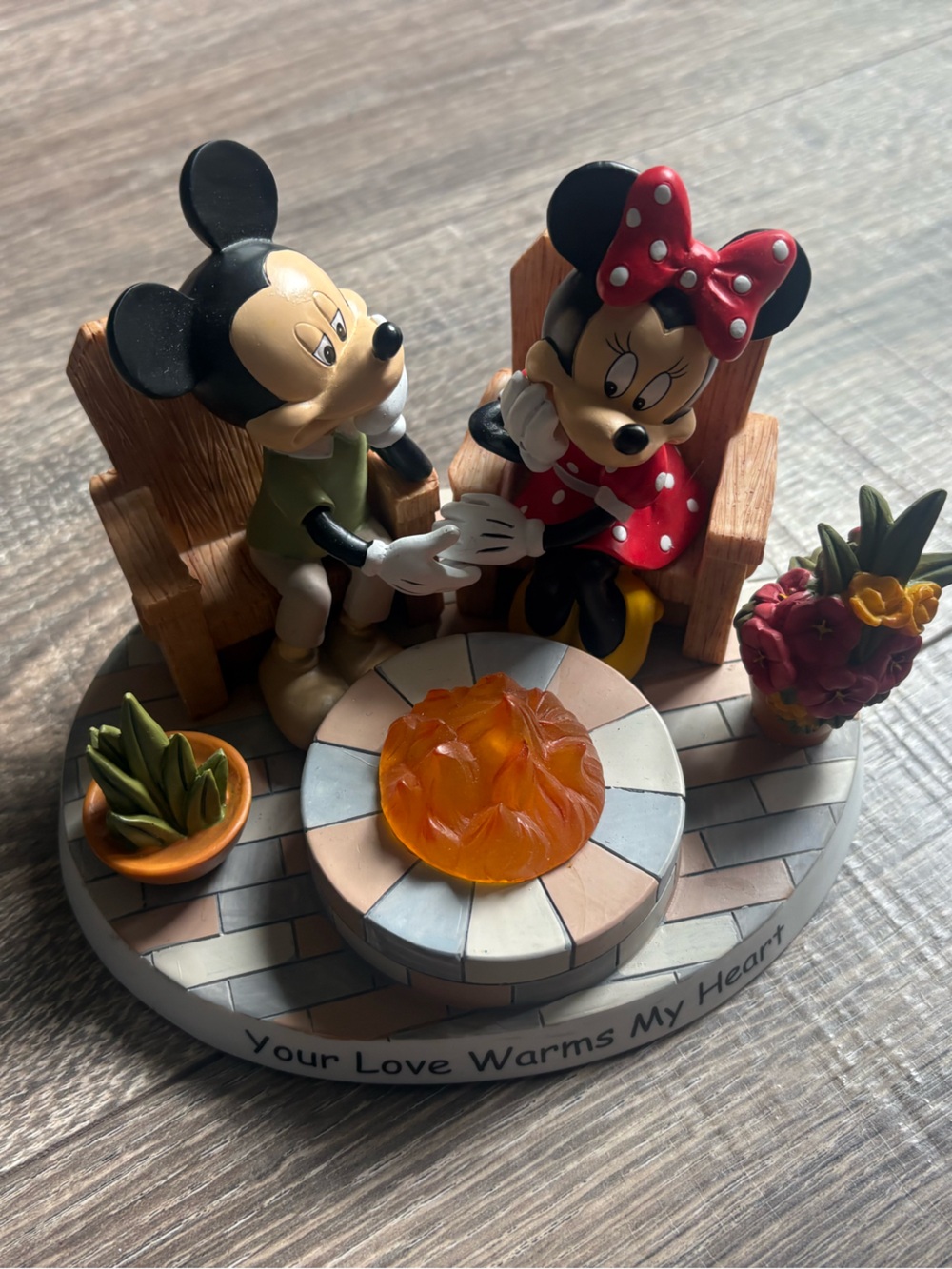 Disney Hamilton Mickey & Minnie Couple Figurine with Orange Campfire lights up